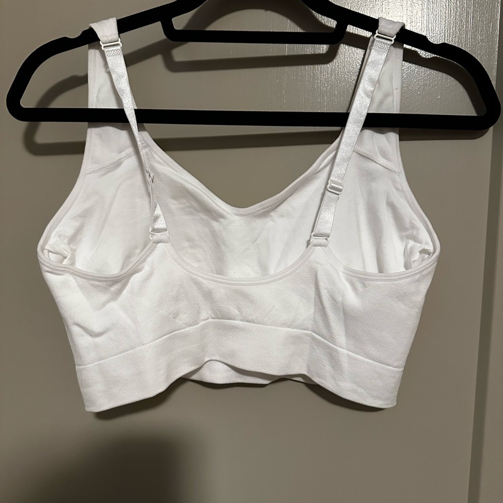 Puma Women's Classic White Sports Bra - Picture 3 of 4